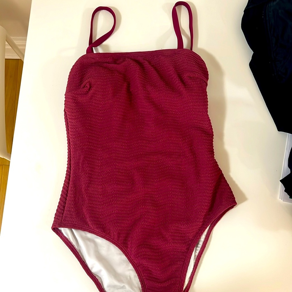 Cupshe one piece tummy control bathing suit